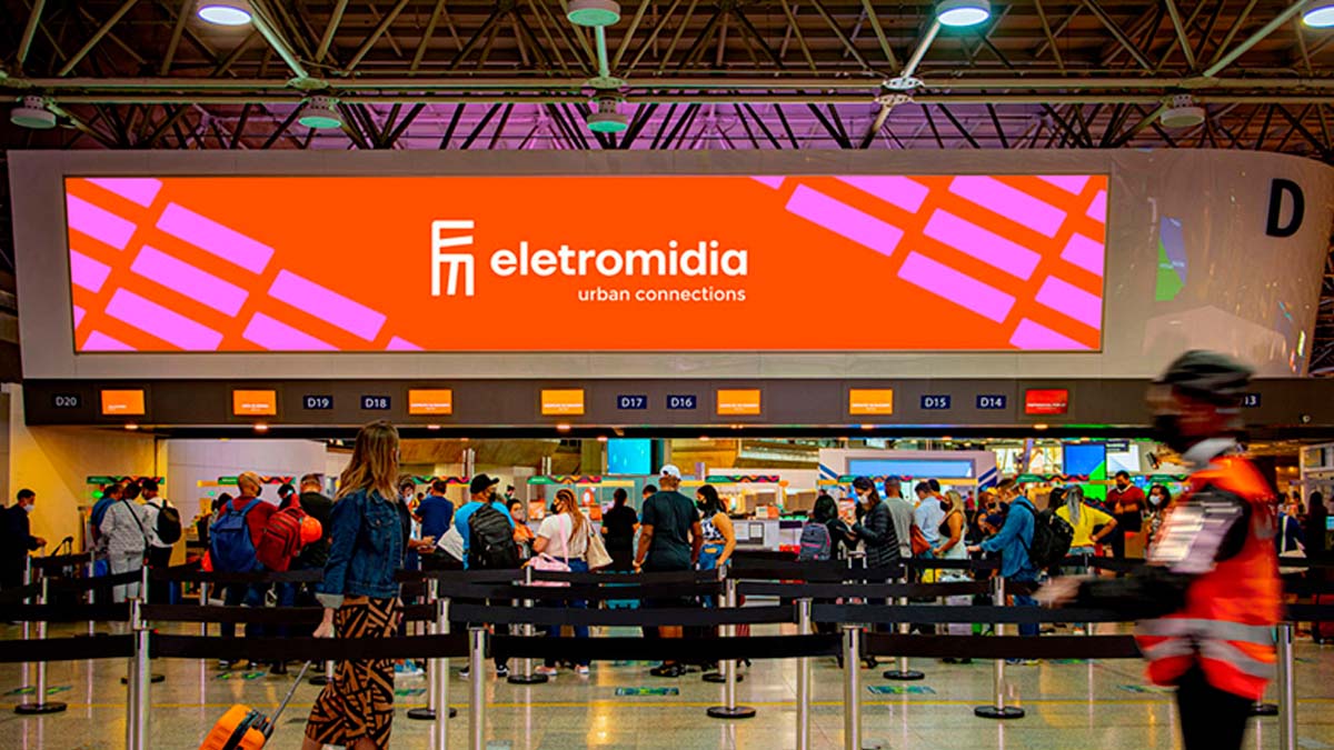 Você pode trabalhar ainda HOJE: Eletromidia contrata, veja as vagas e candidate-se. Foto: Reprodução/ Web
