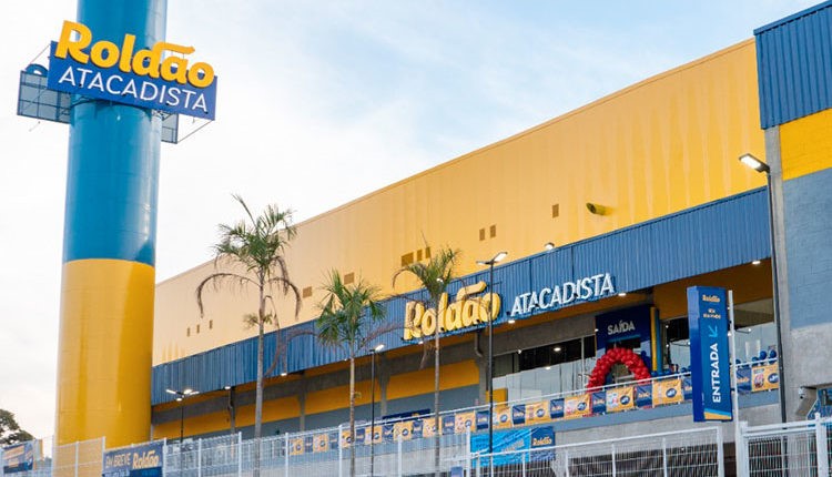 O banco de talentos em atacadista é uma ótima chance para você deixar o seu currículo à disposição em grandes empresas.