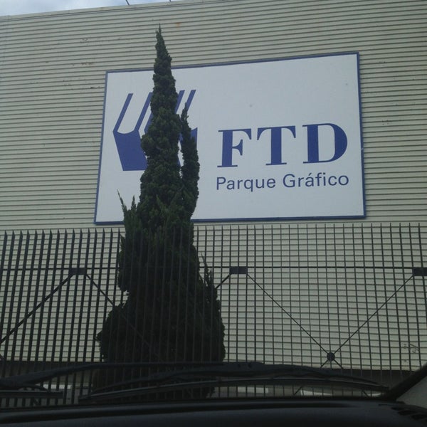 As vagas em editora são uma oportunidade de tomar contato com livros e com o que há de mais avançado na educação hoje.