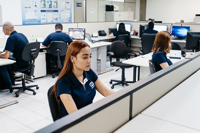 Trabalhar em uma empresa de engenharia é uma grande chance de escrever uma carreira de sucesso em uma área que só tende a crescer.
