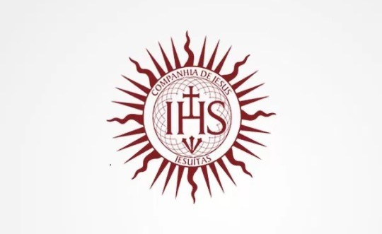 Os empregos para ajudar as pessoas são uma grande chance de você adquirir muito aprendizado.