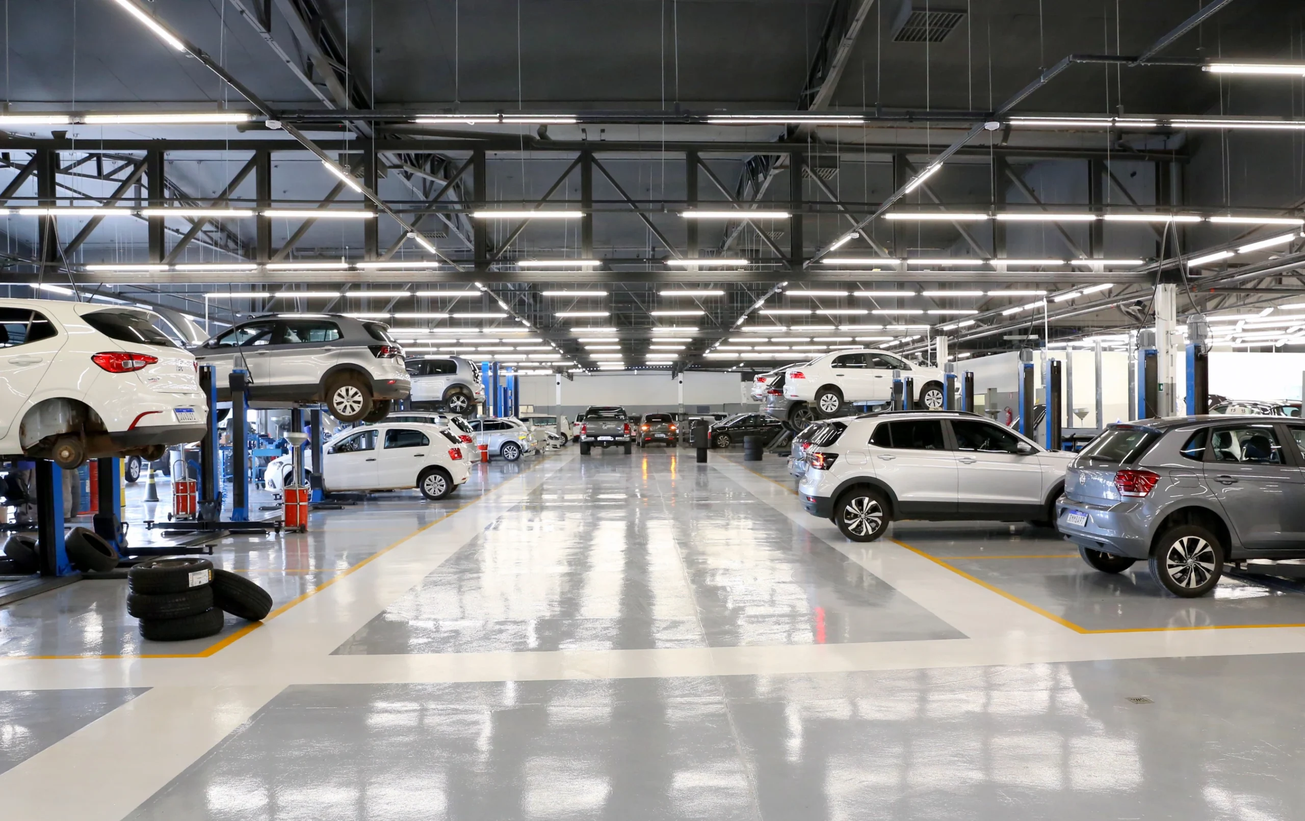 A empresa automotiva Carbel cresce mais a cada dia. 