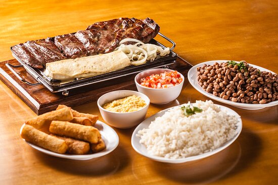 Esse é um restaurante incrível e de muito sucesso pela região.