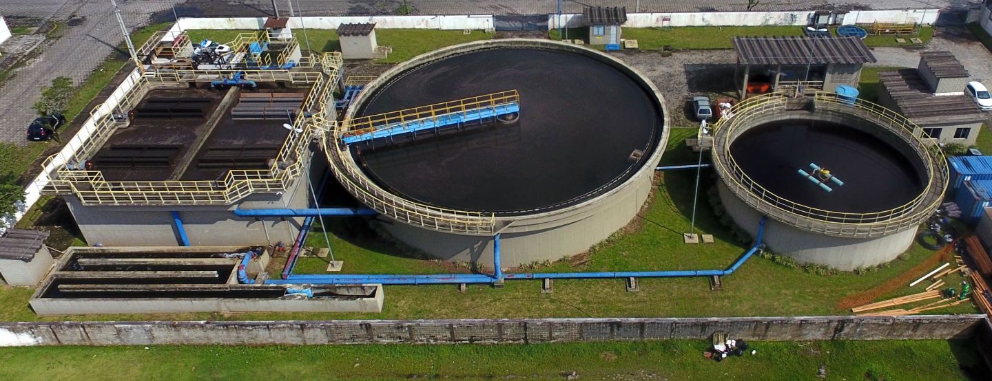 Trabalhar em uma empresa de saneamento é ajudar milhares de pessoas a terem água em suas casas.