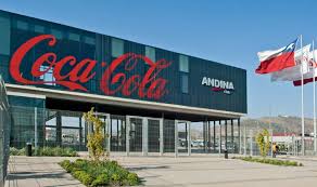 Ser jovem aprendiz na Coca-Cola é sua grande chance de conseguir um emprego sem ainda nem ter experiência.