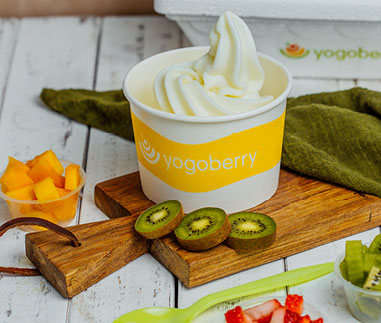 Trabalhar em uma grande rede de iogurtes pode ser uma grande chance em sua carreira.