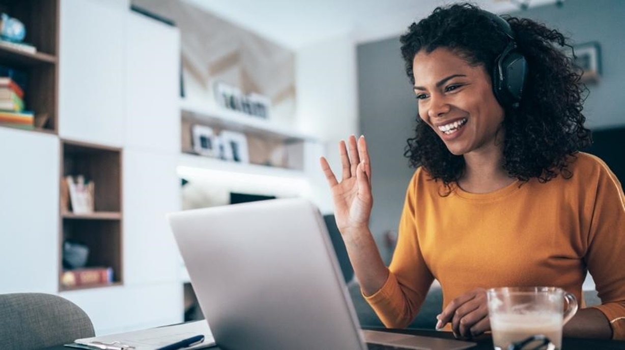 Vagas de Emprego em home office; salários de R$ 1.800,00