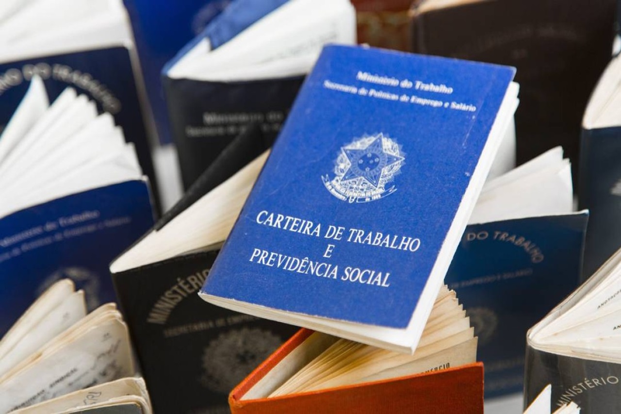 Quer Trabalhar com Química? TOPLAND Está Contratando!