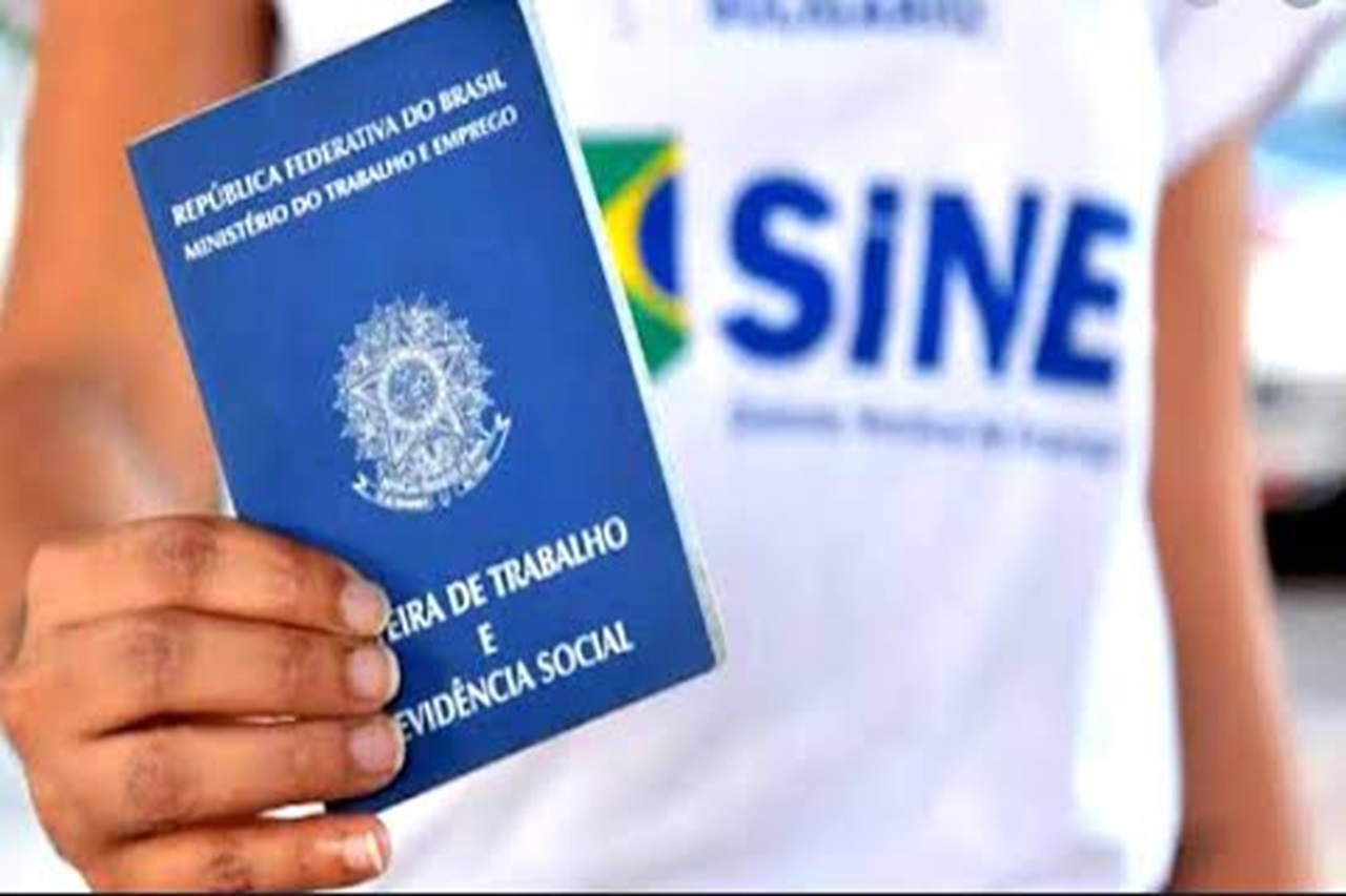 Agência do Trabalhador com Mais de 900 Vagas de Emprego: A Hora é Agora!
