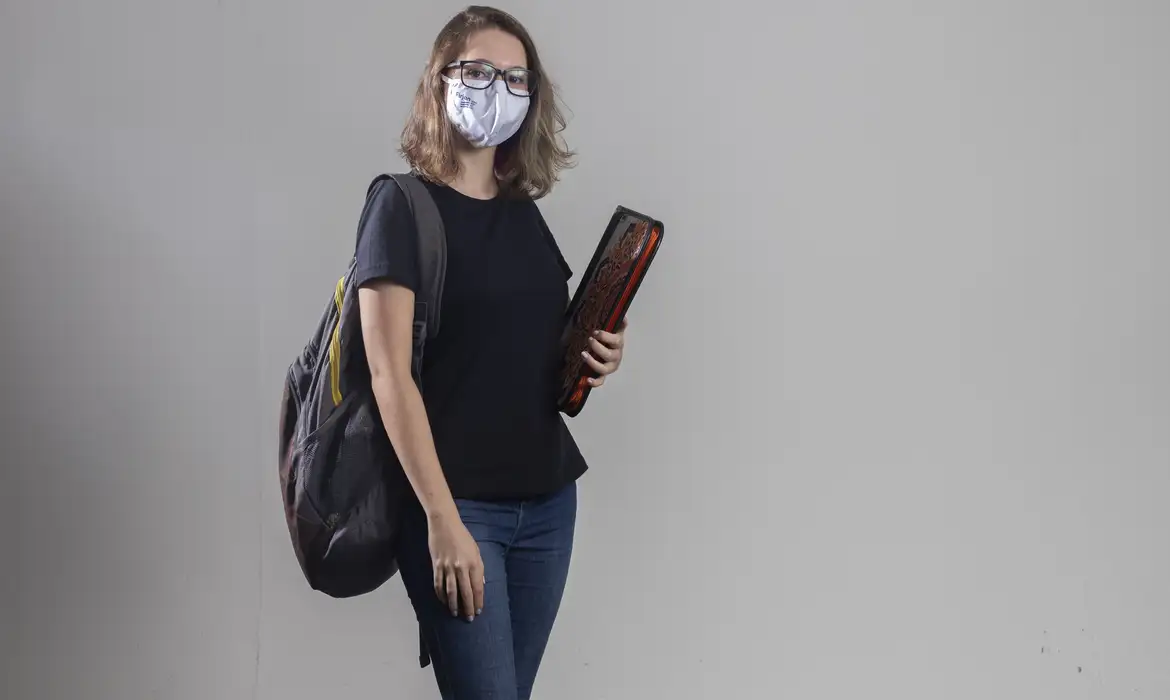 Aproveite Essas Oportunidades de Estágio Remunerado Elas Podem Ser o Primeiro Passo Em Direção a Uma Carreira Promissora. Imagem: Agência Brasil.