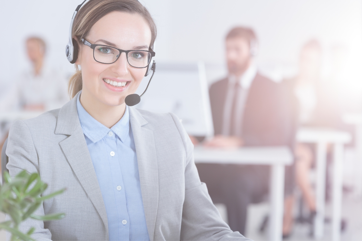 O que é, o que faz e funções de um OPERADOR DE TELEMARKETING? - 99 Empregos